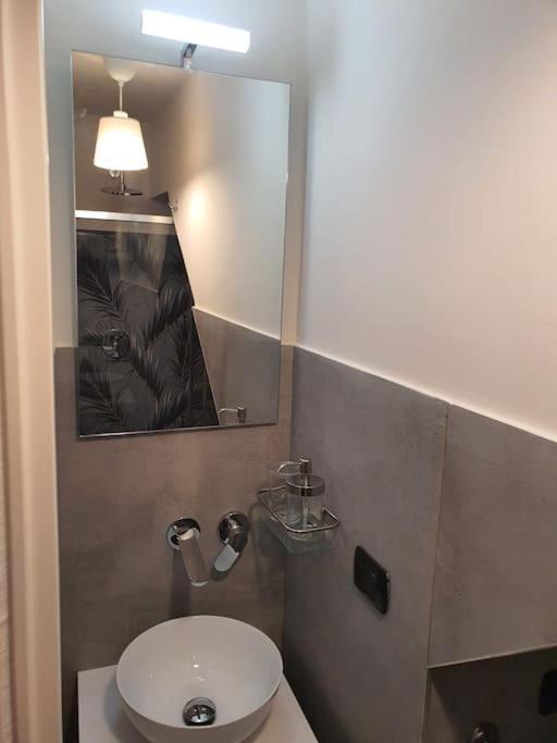 Casa Vacanze Frontemare Salerno Esterno foto